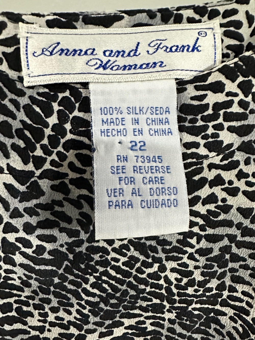 Anna&Frank Black & White Short Sleeve leopard Printed top 100%silk vintage 22 - Picture 6 of 9